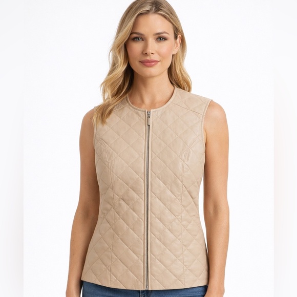 Pamela McCoy Jackets & Blazers - NWT Pamela McCoy Quilted Faux Leather Vest Beige Zip Front Designer Layering
